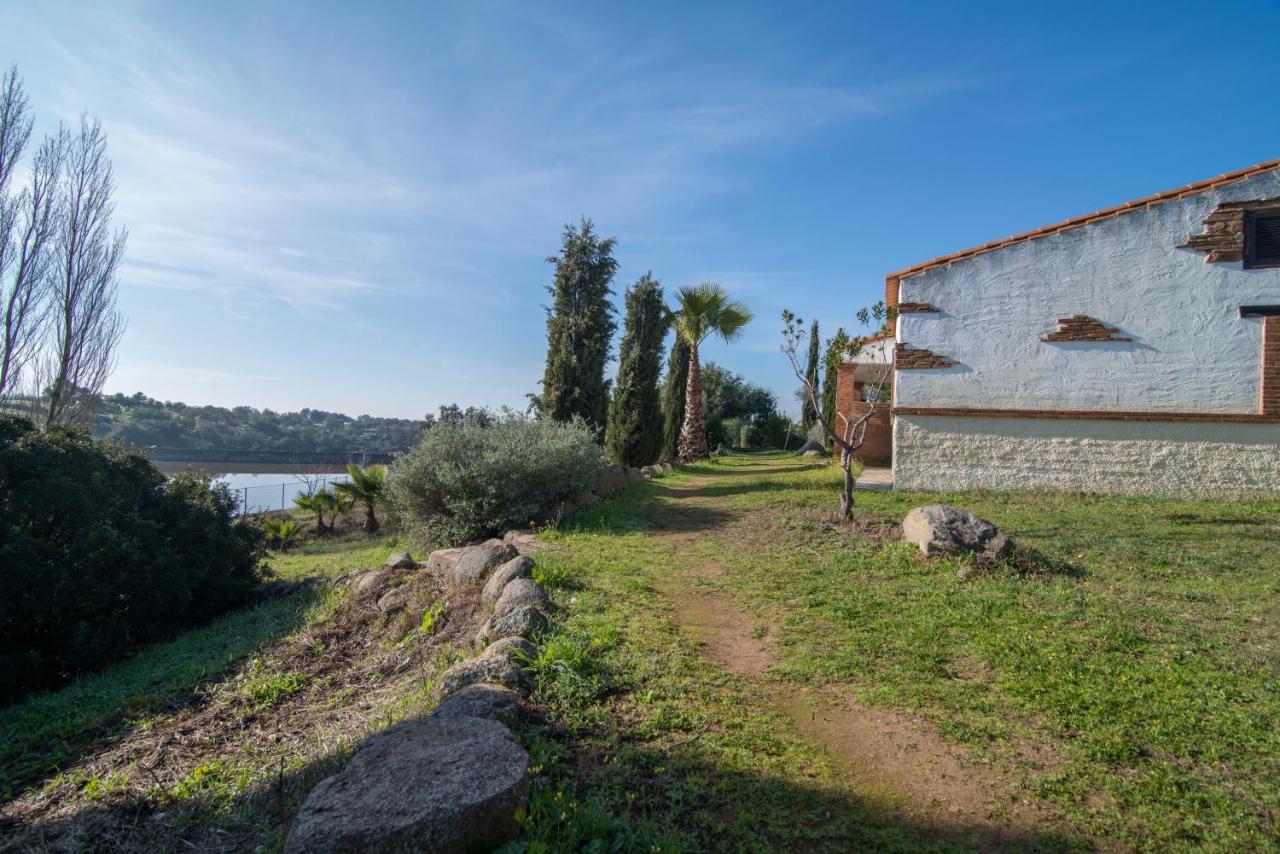 El Pueblo De Leo Hotel Badajoz Ngoại thất bức ảnh
