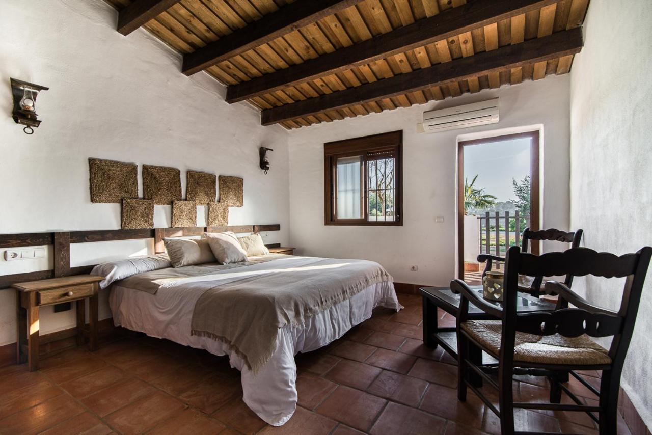 El Pueblo De Leo Hotel Badajoz Ngoại thất bức ảnh